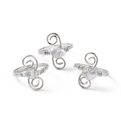 Natural Quartz Crystal Chips with Vortex Finger Ring