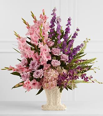 Flowing Garden Arrangement