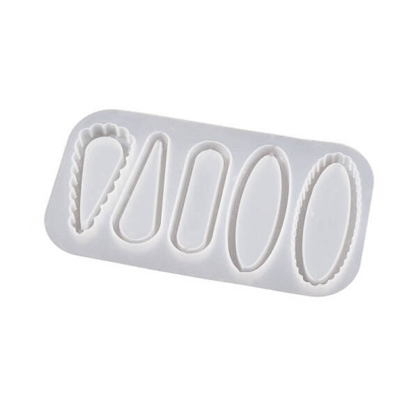 DIY Silicone Quicksand Molds