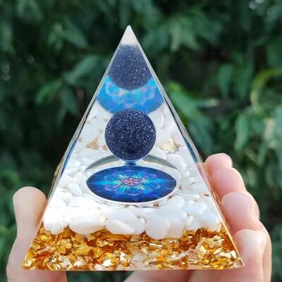 Orgonite Pyramid Resin Energy Generators