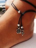 Boho Style Plum Blossom Flower Shape PU Rope Anklet for Women, Summer Beach Ankle Bracelet, Trendy Exquisite Beaded Jewelry...