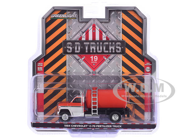 1984 Chevrolet C-70 Fertilizer Truck Red and White Cab with Red Tank S.D. Trucks Series 19 1/64 Diecast Model by Greenlight