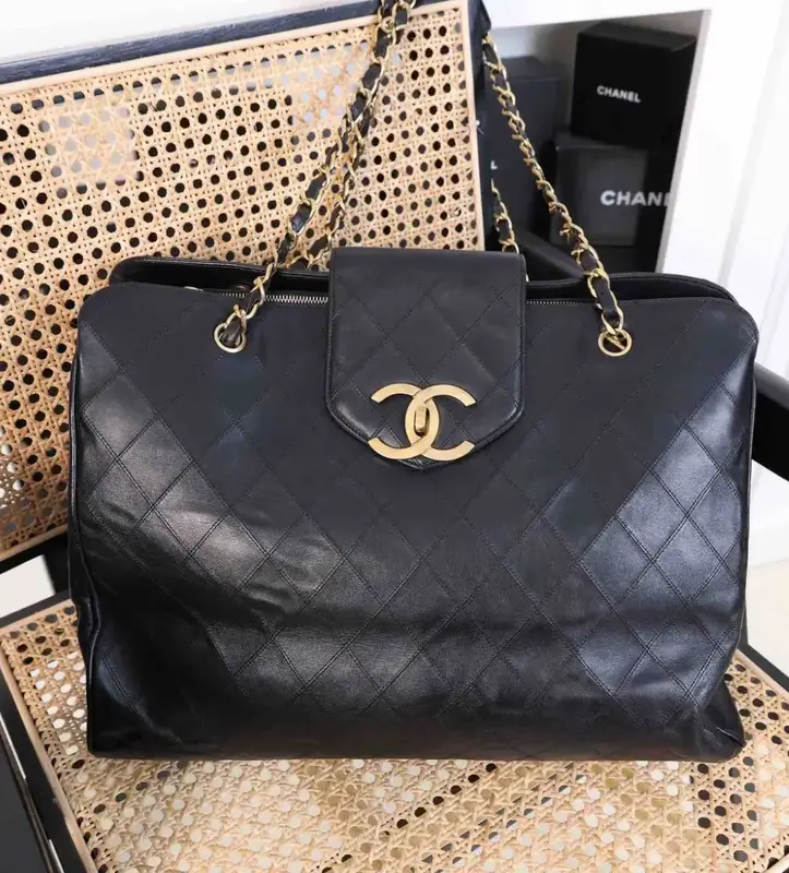 Pre-owned CHANEL Leather travel bags Supermodel Tote with Dustbag series 1