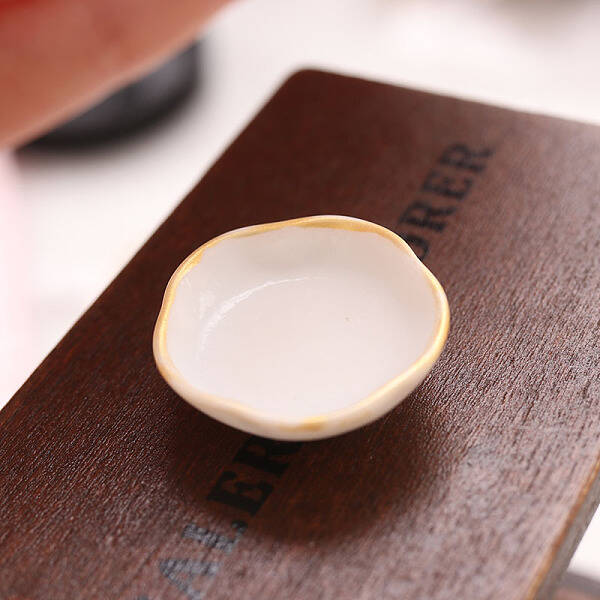Dish Shape Resin Miniature Ornaments