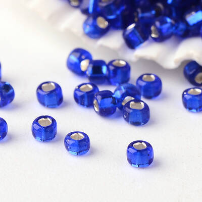 12/0 Grade A Round Glass Seed Beads
