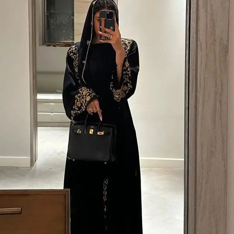 [][]Muslim Women's Wear Robe Gao Ding Middle East Banquet Dress Dubai Senior Long Sleeve Gown Hot Drilling Rason Modest Fashi...