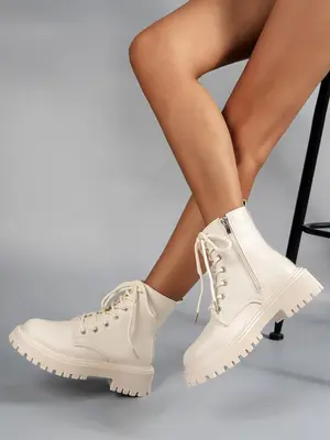 Women's Y2K Style Futuristic Platform Combat Boots, Casual Punk Style Ankle Boots, Fashionable Ankle Boots for Fall & Winter...