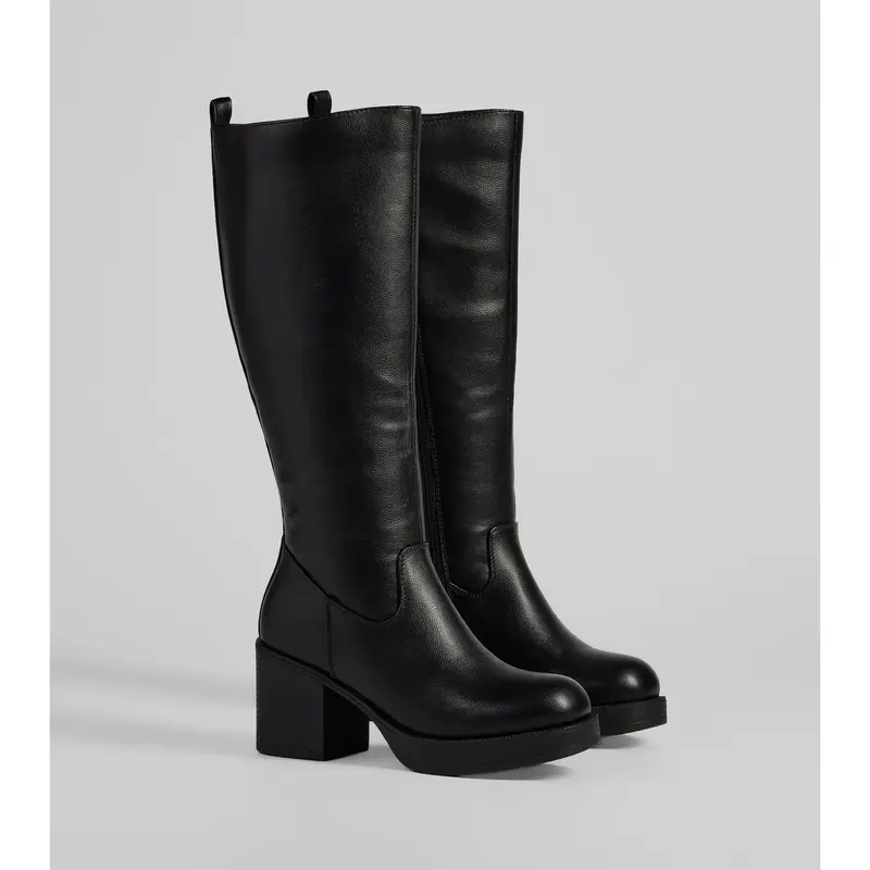 Edgy Chic Under-The-Knee Moto Platform Boots