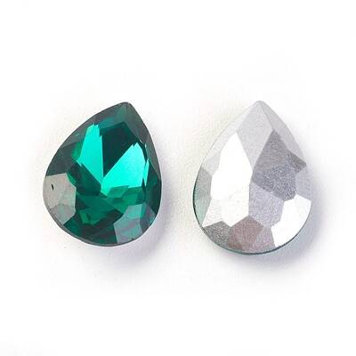 Glass Pointed Back Rhinestone