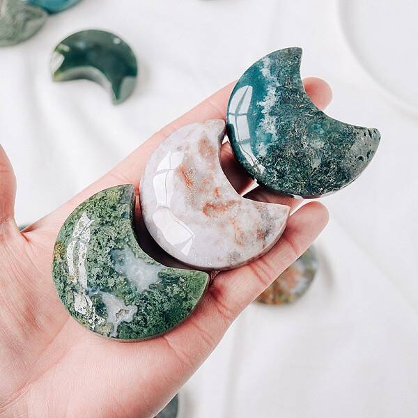 Natural Moss Agate Home Display Decorations