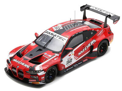 BMW M4 GT3 32 Sheldon van der Linde - Dries Vanthoor - Charles Weerts \