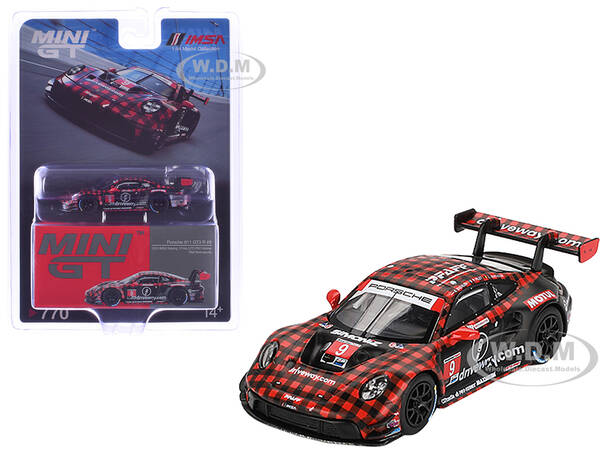 Porsche 911 GT3 R 9 Klaus Bachler - Patrick Pilet - Laurens Vanthoor \