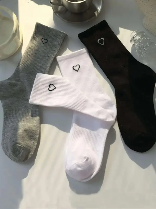 Women's 3 Pairs Heart Print Crew Socks, Casual Moisture Wicking Mid Calf Socks, Soft Comfy Breathable Hosiery for All Seasons...