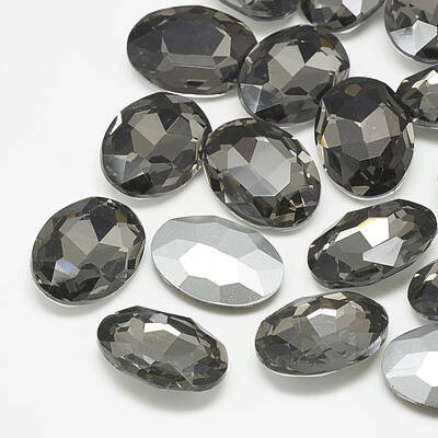 Pointed Back Glass Rhinestone Cabochons