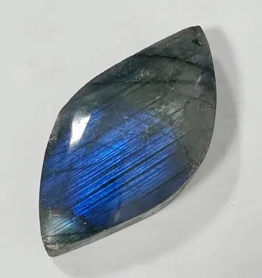 A [332joey] crtstal auction   small labradorite leaf shape 10g