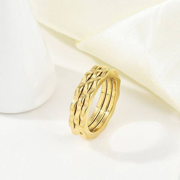 Ion Plating(IP) 304 Stainless Steel Finger Ring for Women