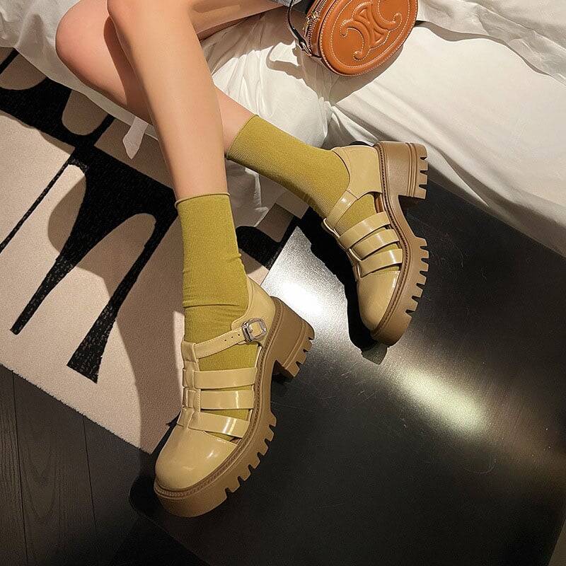 CHIKO Bonnie Round Toe Flatforms Pumps Shoes