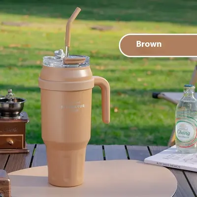 Stainless Steel Double-layer Vacuum Large Capacity Outdoor Portable Insulation Cup | Color: Brown | Capacity: 1400ml