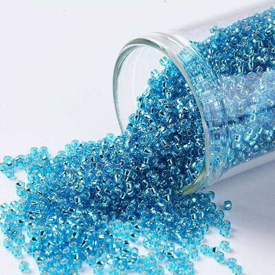 TOHO Round Seed Beads