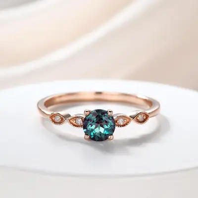 14K/18K Gold Classic RST Alexandrite Diamond Engagement Ring