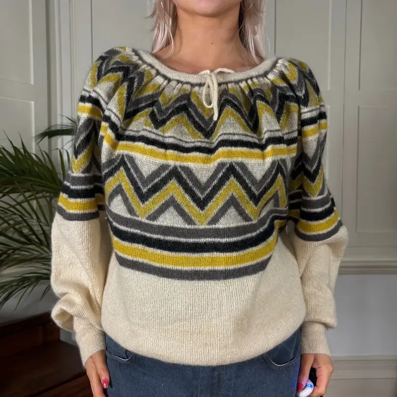 Yves Saint Laurent Jumper - Medium Cream Wool Blend