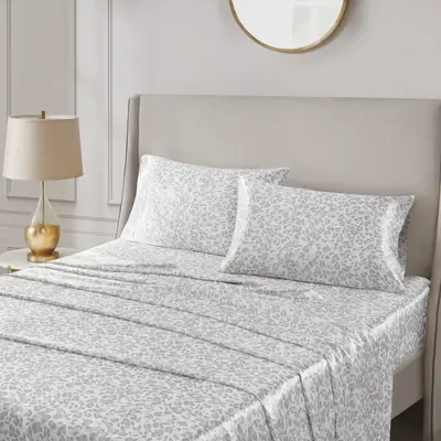 Madison Park Satin Luxury Wrinkle-Free High-Luster and Silk Standard 2 PC Pillowcases