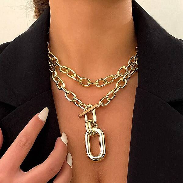 2Pcs 2 Styles Golden Aluminum Pendant Necklaces Set