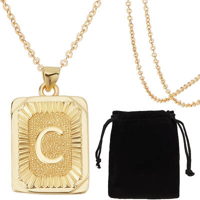 Beebeecraft 1 Box 1Pc Alphabet C Necklaces 18K Gold Plated Brass Letter Pendants with 1Pc Cable Chain and Rectangle Velvet Po...