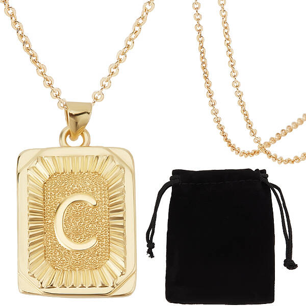 Beebeecraft 1 Box 1Pc Alphabet C Necklaces 18K Gold Plated Brass Letter Pendants with 1Pc Cable Chain and Rectangle Velvet Po...