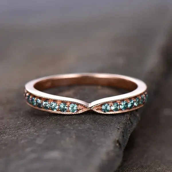 14K /18K Rose Gold Luxe V Antique Scroll Alexandrite Wedding band