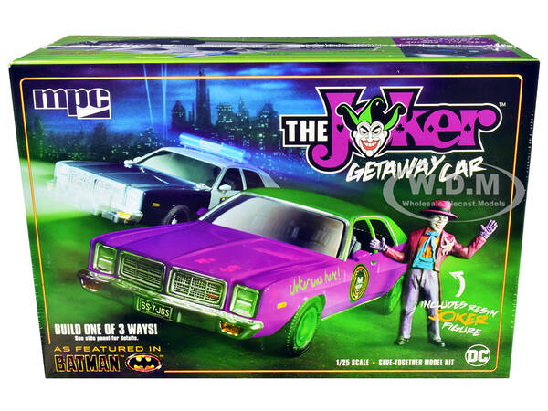 Skill 2 Model Kit 1977 Dodge Monaco with Joker Resin Figurine \