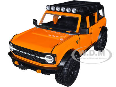 2021 Ford Bronco Orange with Black Stripes and Roof Rack \