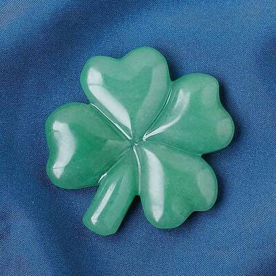 Natural Green Aventurine Carved Clover Figurines Statues for Home Office Tabletop Feng Shui Ornament
