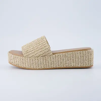 Cushionaire Women's Kudos Platform Sandal β Dressy Summer Beach Sandals with Cushioned Footbed, Wedge Sandals for Women