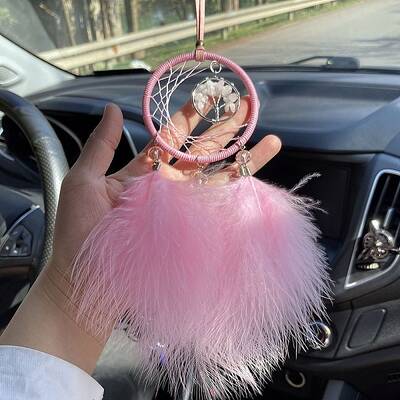 Web with Feather Pendant Decorations