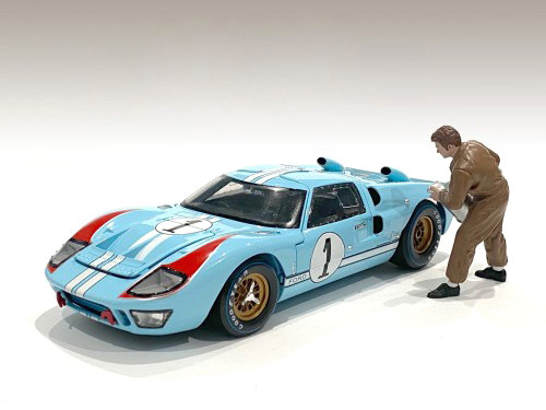 Race Day 1 Figurine VI for 1/24 Scale Models by American Diorama