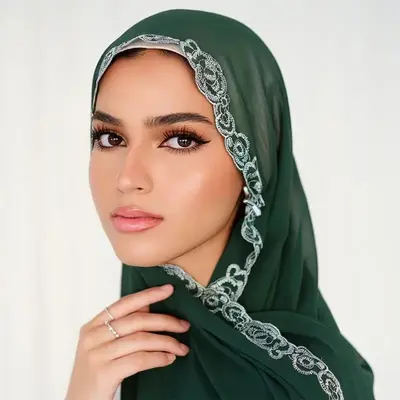 Muslim Hijab Good Quality Softness Bawal Chiffon Tundung Hijab with Lace