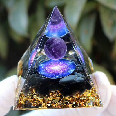 Orgonite Pyramid Resin Energy Generators