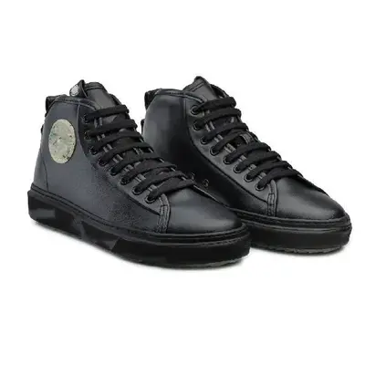 MADRACIS Black | Color: Black | Size (Large Fit - 0,5 cm more than regular fit): 43