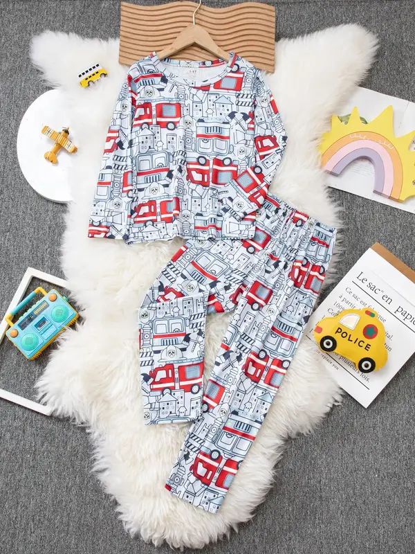 Boys 2-Piece Cartoon Fire Truck Print Pajama Set, Autumn Long Sleeve Round Neck Top and Pants, Cozy Sleepwear for Kids