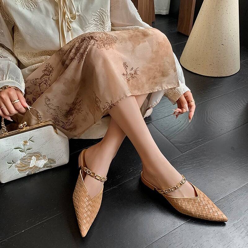 CHIKO Janaye Pointy Toe Block Heels Clogs/Mules Shoes