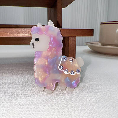 Cute Alpaca Cellulose Acetate Claw Hair Clips
