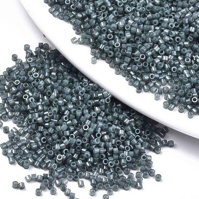 11/0 Grade A Glass Seed Beads