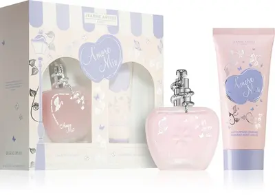 Jeanne Arthes Amore Mio Classic Women's Gift Set Amore Mio Eau De Parfum 100 Ml + Amore Mio Scented Body Milk 200 Ml