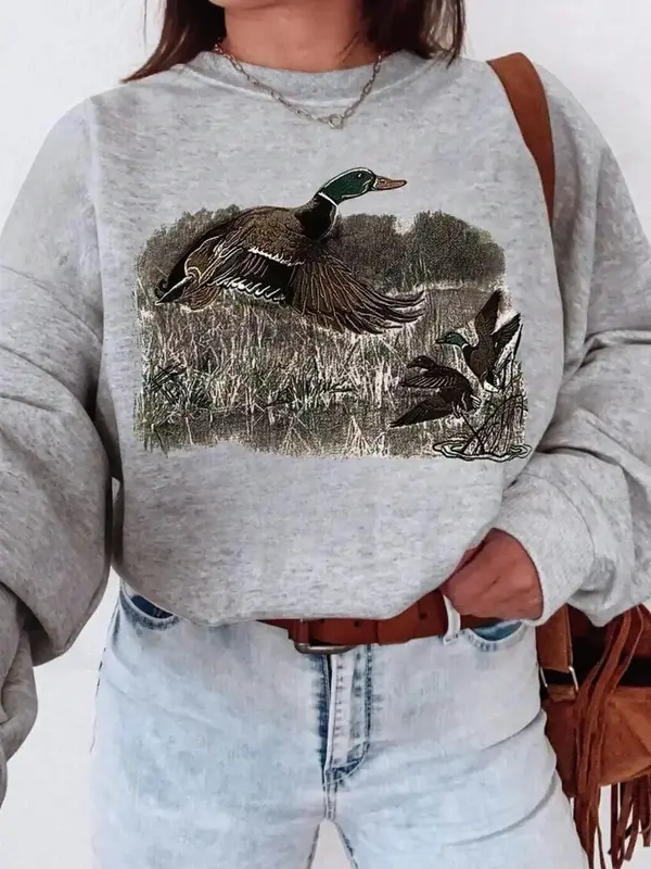 Women's Duck Print Drop Shoulder Thermal Lined Sweatshirt, Casual Long Sleeve Round Neck Pullover for Winter, Fashion Women's...