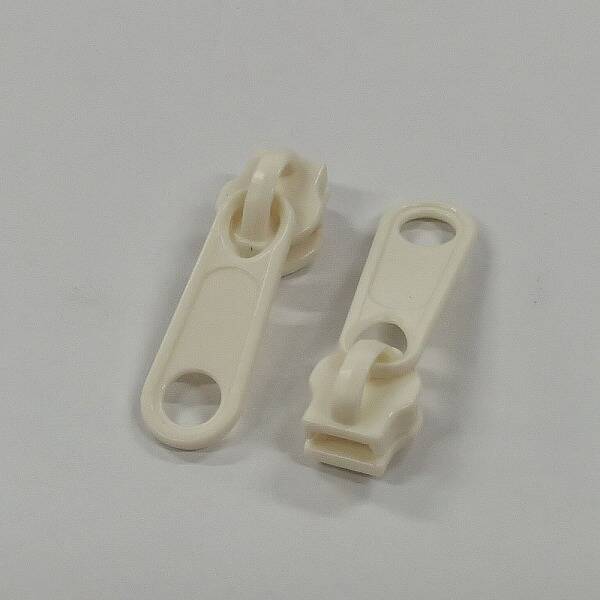 #5 Plastic Zipper Sliders