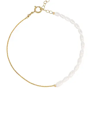 Ardella Gemstone Bracelet | Metal Color: Gold | Gemstone: Freshwater Pearl | Length: Adjustable 7 - 8 inches