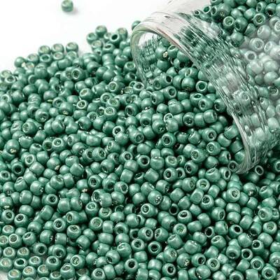 TOHO Round Seed Beads