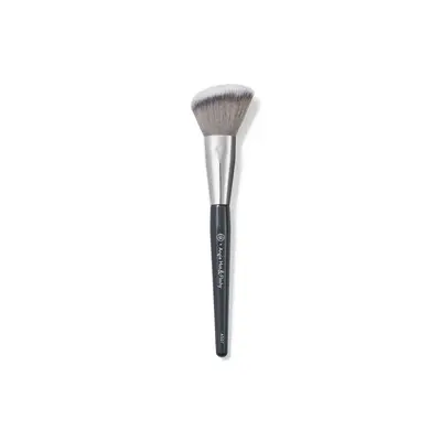 BK Beauty X Angie Hot & Flashy A507 Angled Blush Brush