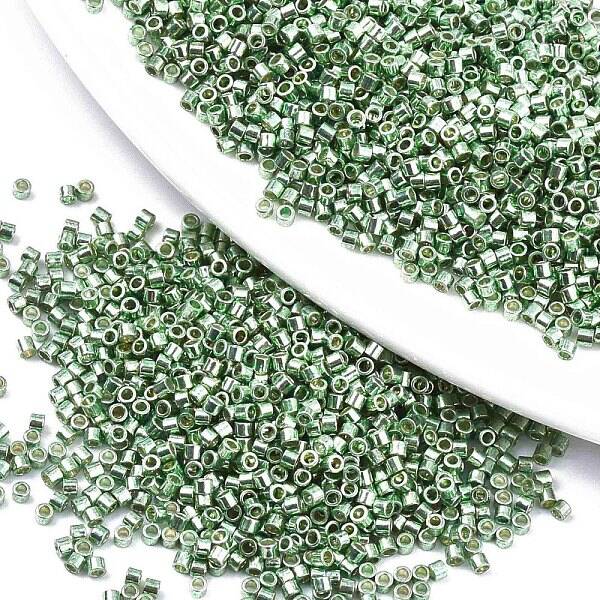11/0 Grade A Glass Seed Beads